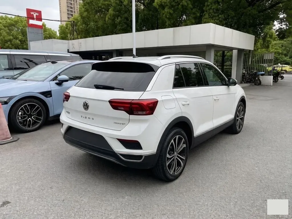 2020 Volkswagen T-Roc 1.4T 150HP L4 7DCT,autocango,china used car exporter,china ev exporter,chinese used car exporter,chinese used ev exporter