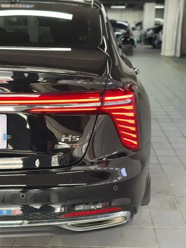 2025 HongQi H5 1.5T 169HP L4 7DCT,autocango,china used car exporter,china ev exporter,chinese used car exporter,chinese used ev exporter