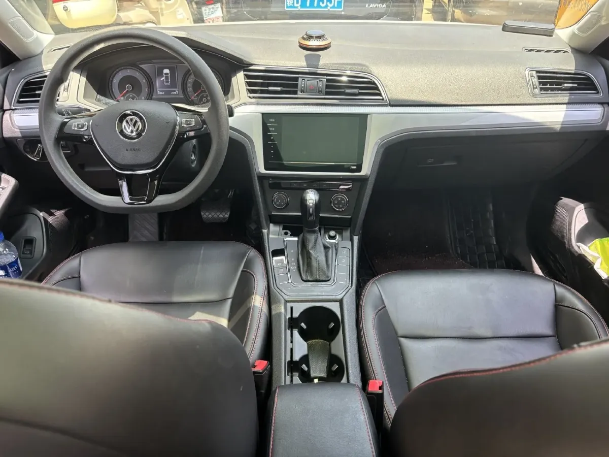 2021 Volkswagen Lamando 1.4T 150HP L4 7DCT,autocango,china used car exporter,china ev exporter,chinese used car exporter,chinese used ev exporter