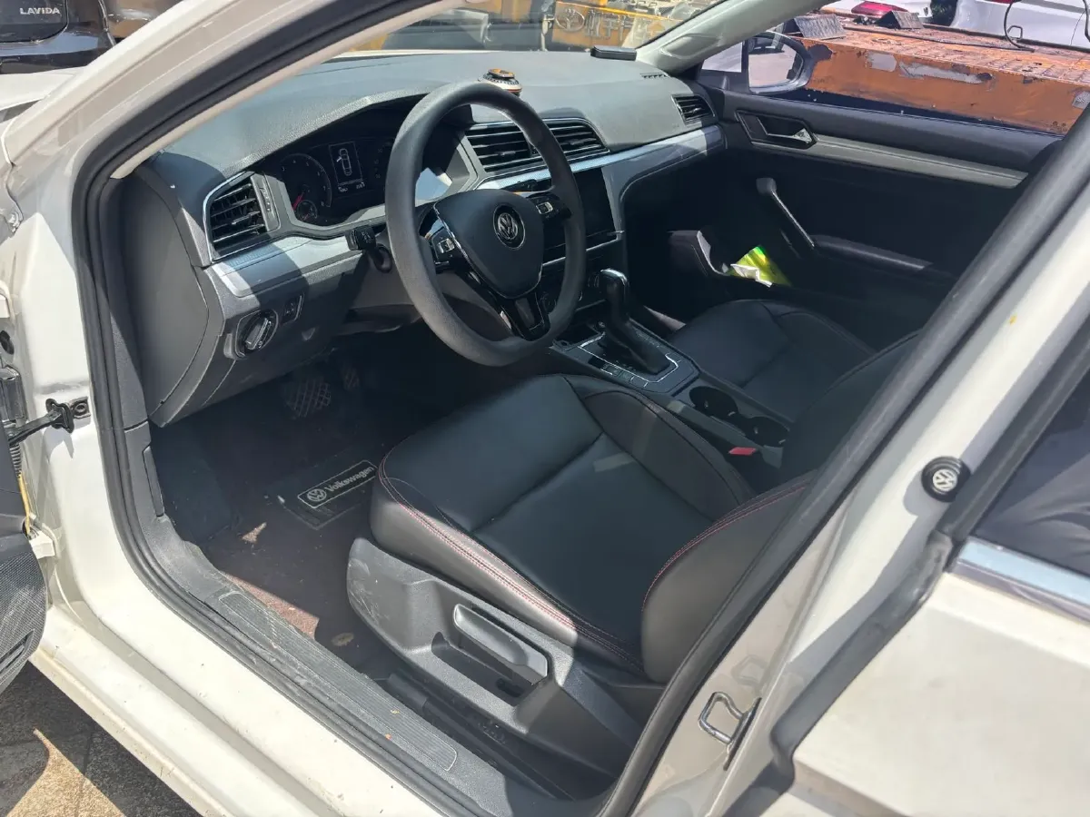 2021 Volkswagen Lamando 1.4T 150HP L4 7DCT,autocango,china used car exporter,china ev exporter,chinese used car exporter,chinese used ev exporter