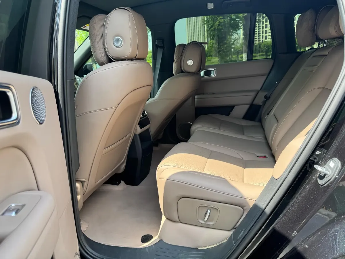 2025 Li L6 Range Extended 154HP L4 REEV,autocango,china used car exporter,china ev exporter,chinese used car exporter,chinese used ev exporter