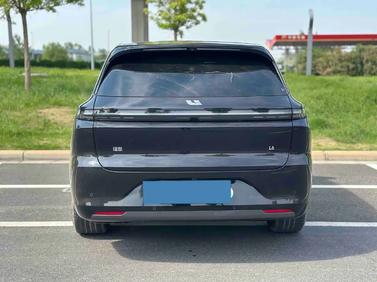 2025 Li L6 Range Extended 154HP L4 REEV,autocango,china used car exporter,china ev exporter,chinese used car exporter,chinese used ev exporter