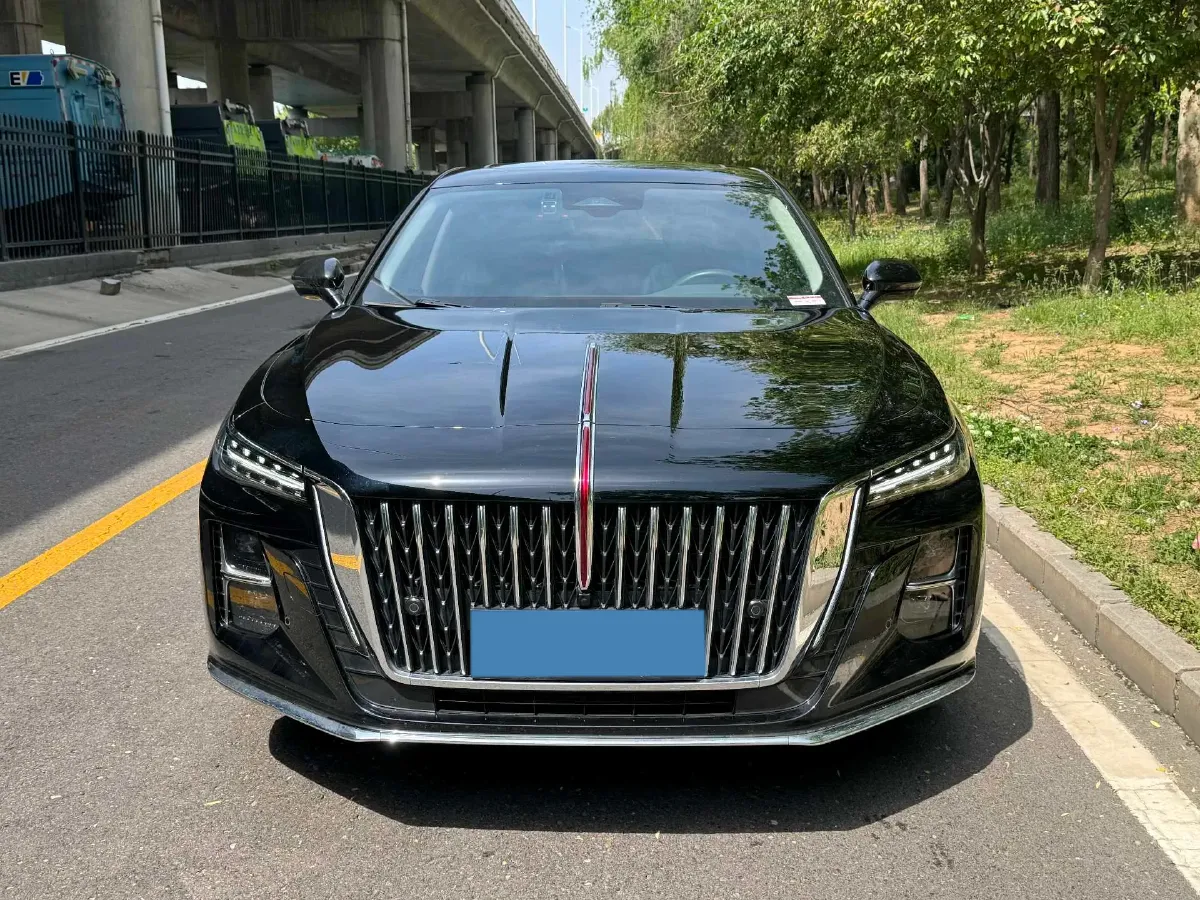 2024 HongQi H5 2.0T 224HP L4 8AT,autocango,china used car exporter,china ev exporter,chinese used car exporter,chinese used ev exporter