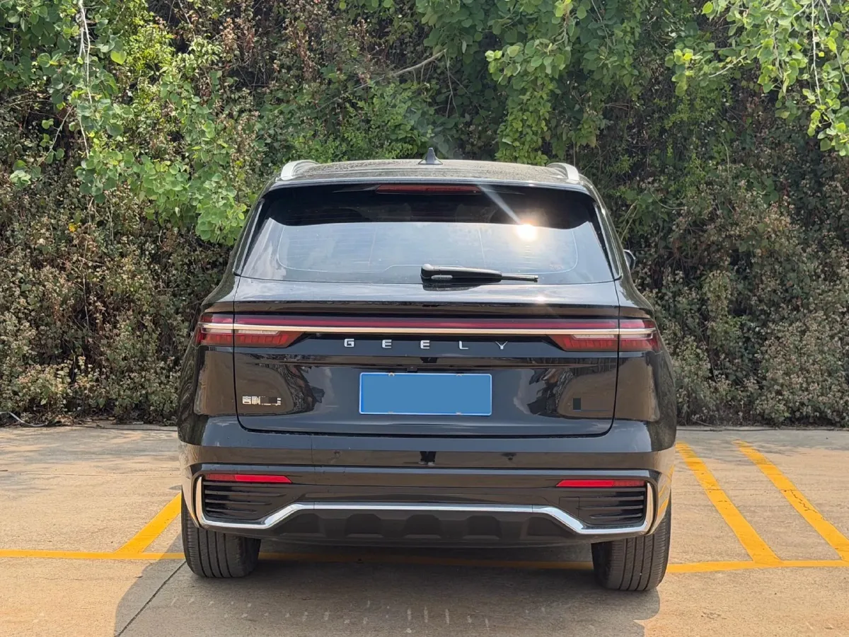 2024 Geely Monjaro 2.0T 238HP L4 8AT,autocango,china used car exporter,china ev exporter,chinese used car exporter,chinese used ev exporter