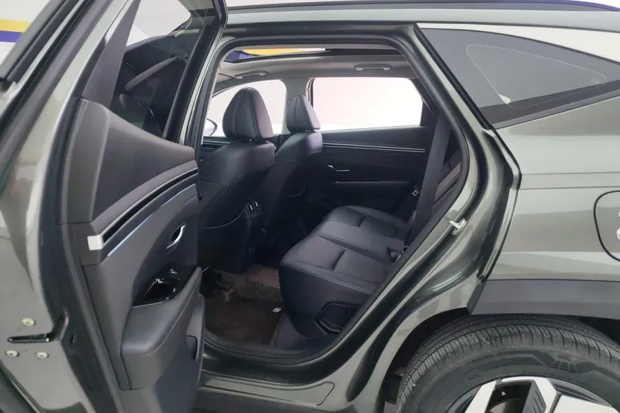 2023 Hyundai Tucson 1.5T 200HP L4 8AT,autocango,china used car exporter,china ev exporter,chinese used car exporter,chinese used ev exporter