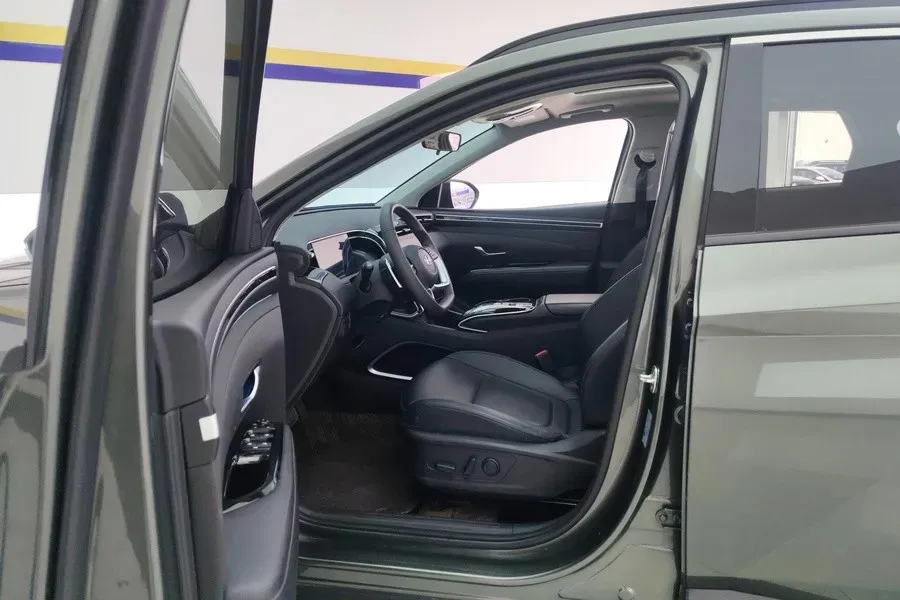 2023 Hyundai Tucson 1.5T 200HP L4 8AT,autocango,china used car exporter,china ev exporter,chinese used car exporter,chinese used ev exporter