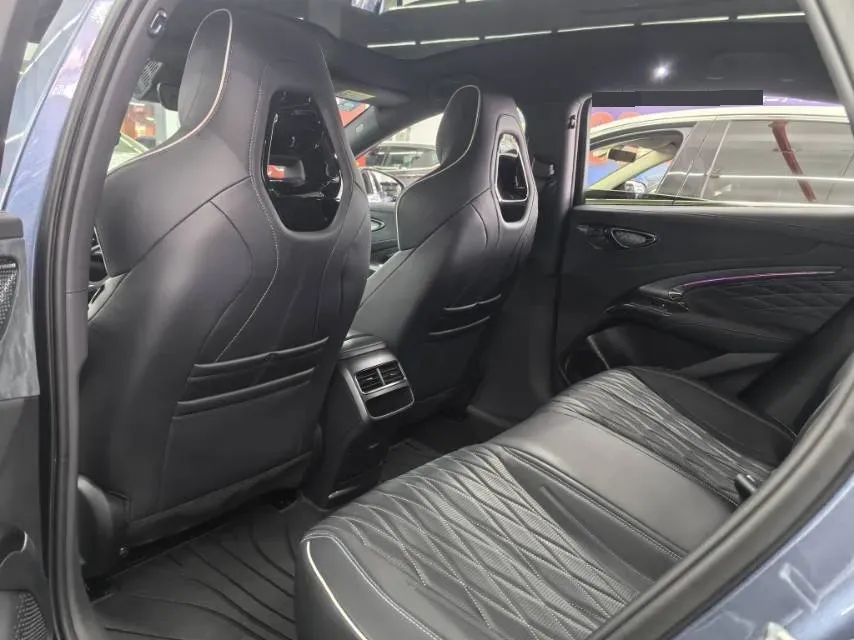 2023 BYD Seal BEV 61.4KWH,autocango,china used car exporter,china ev exporter,chinese used car exporter,chinese used ev exporter