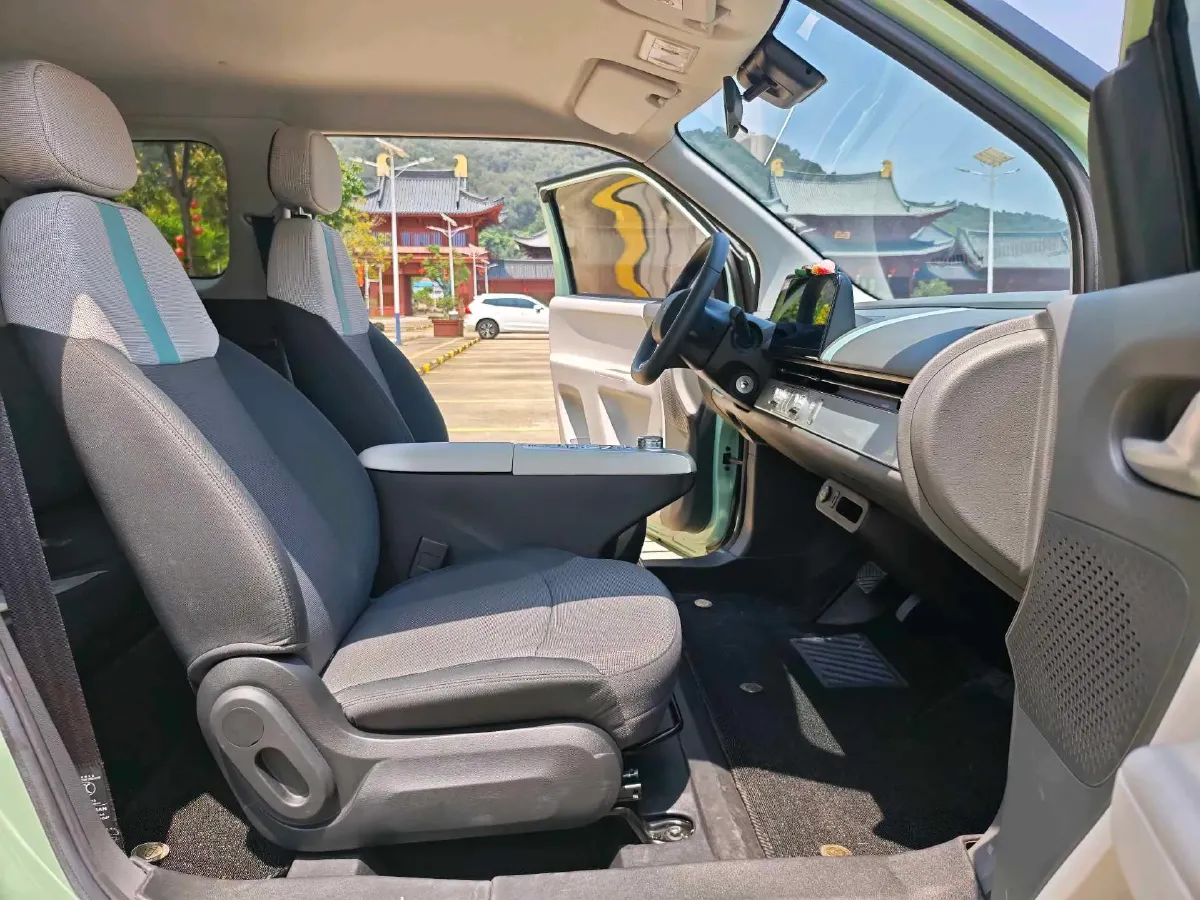 2025 LingBox BOX BEV 19.2KWH,autocango,china used car exporter,china ev exporter,chinese used car exporter,chinese used ev exporter