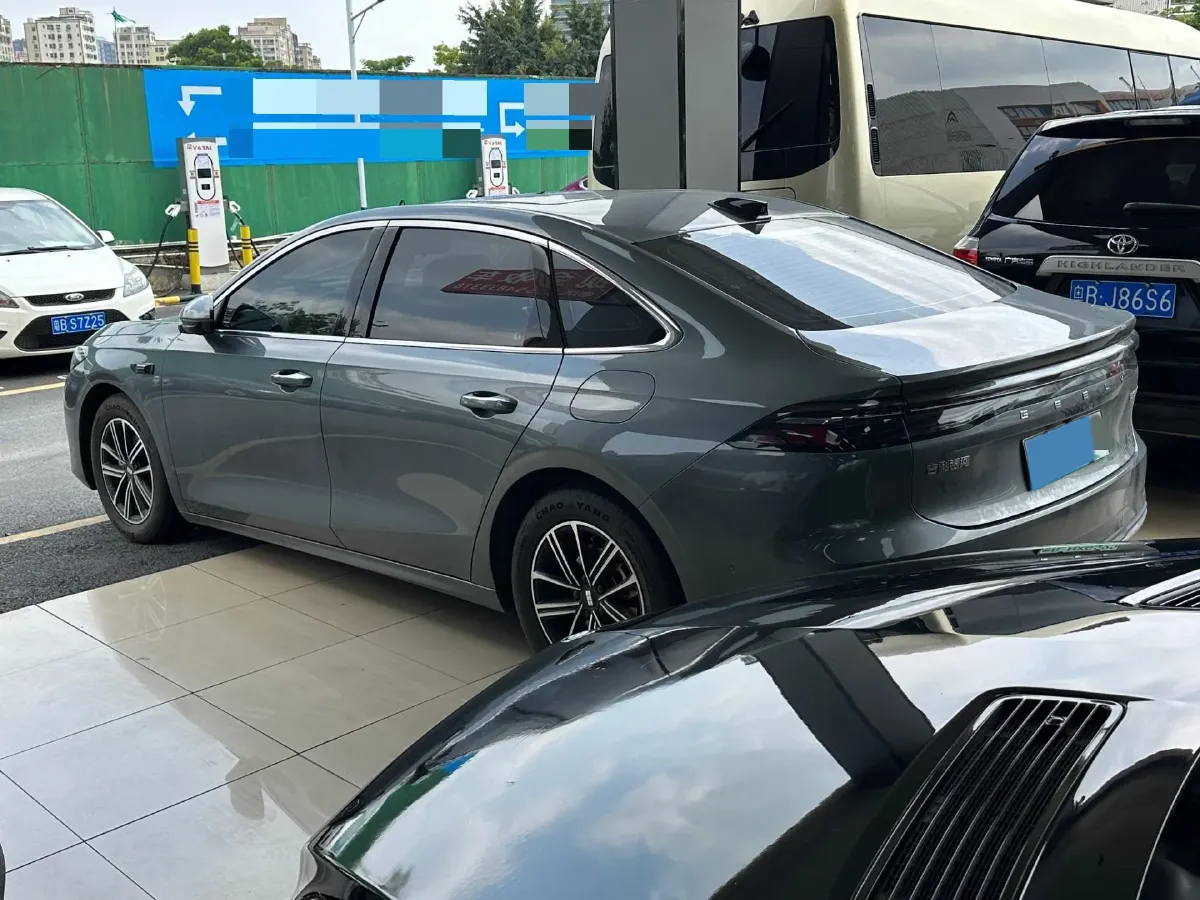 2025 Geely Galaxy A7 1.5L 112HP L4 1DHT PHEV,autocango,china used car exporter,china ev exporter,chinese used car exporter,chinese used ev exporter