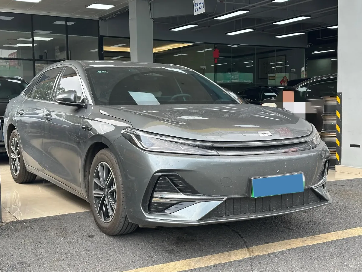 2025 Geely Galaxy A7 1.5L 112HP L4 1DHT PHEV,autocango,china used car exporter,china ev exporter,chinese used car exporter,chinese used ev exporter