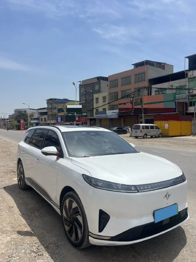 2025 DongFeng eπ eπ008 BEV 82.28KWH,autocango,china used car exporter,china ev exporter,chinese used car exporter,chinese used ev exporter