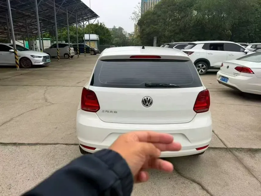 2016 Volkswagen Polo 1.4L 90HP L4 6AT,autocango,china used car exporter,china ev exporter,chinese used car exporter,chinese used ev exporter