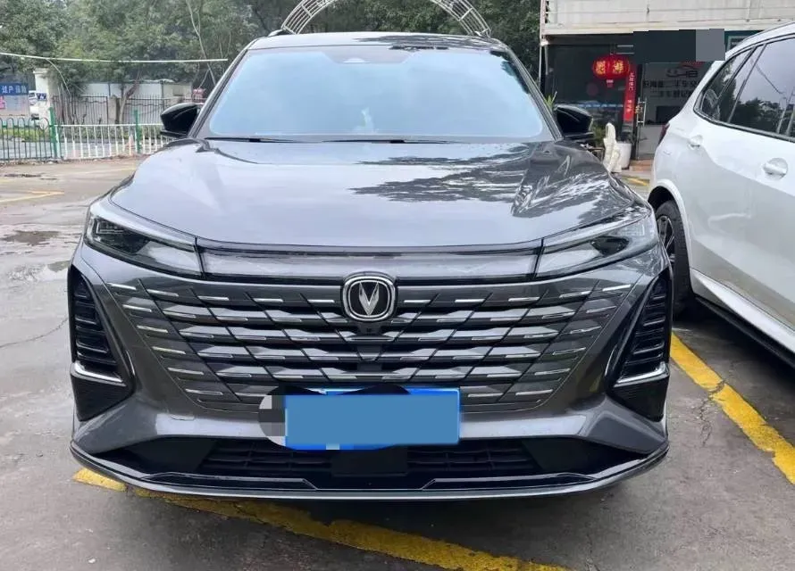 2024 ChangAn CS75 Plus 1.5T 188HP L4 8AT,autocango,china used car exporter,china ev exporter,chinese used car exporter,chinese used ev exporter