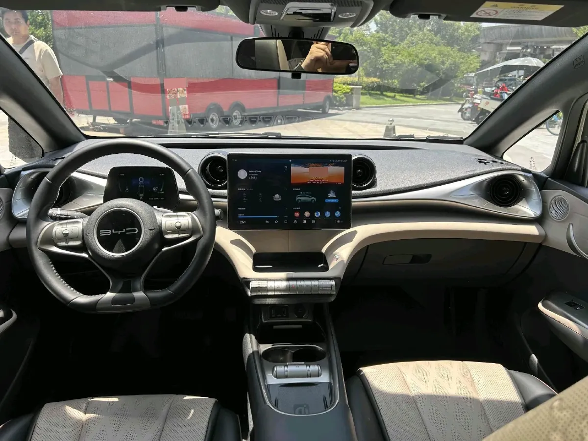 2023 BYD Dolphin BEV 44.928KWH,autocango,china used car exporter,china ev exporter,chinese used car exporter,chinese used ev exporter