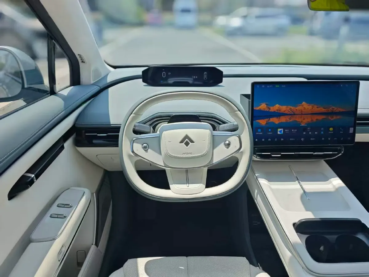 2023 HYPTEC HT BEV 80KWH,autocango,china used car exporter,china ev exporter,chinese used car exporter,chinese used ev exporter