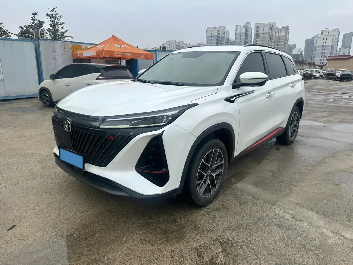 2022 ChangAn CS75 Plus 1.5T 188HP L4 8AT,autocango,china used car exporter,china ev exporter,chinese used car exporter,chinese used ev exporter