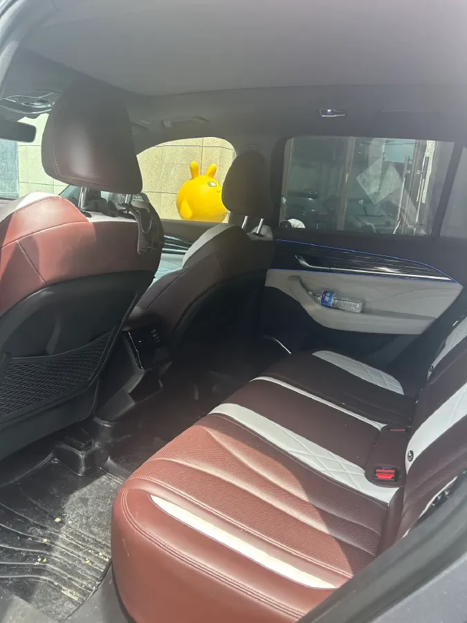 2021 Geely Monjaro 2.0T 218HP L4 7DCT,autocango,china used car exporter,china ev exporter,chinese used car exporter,chinese used ev exporter