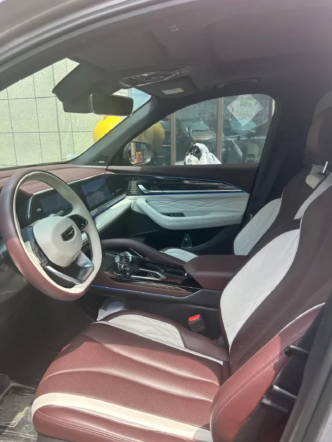 2021 Geely Monjaro 2.0T 218HP L4 7DCT,autocango,china used car exporter,china ev exporter,chinese used car exporter,chinese used ev exporter