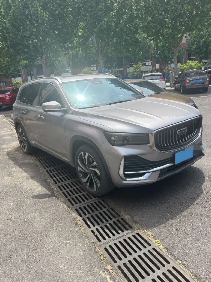 2021 Geely Monjaro 2.0T 218HP L4 7DCT,autocango,china used car exporter,china ev exporter,chinese used car exporter,chinese used ev exporter