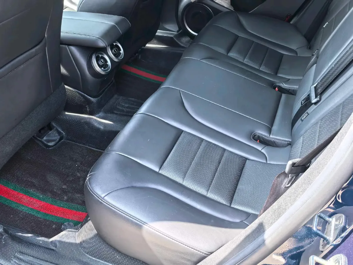 2020 WEY VV7 2.0T 227HP L4 7DCT,autocango,china used car exporter,china ev exporter,chinese used car exporter,chinese used ev exporter