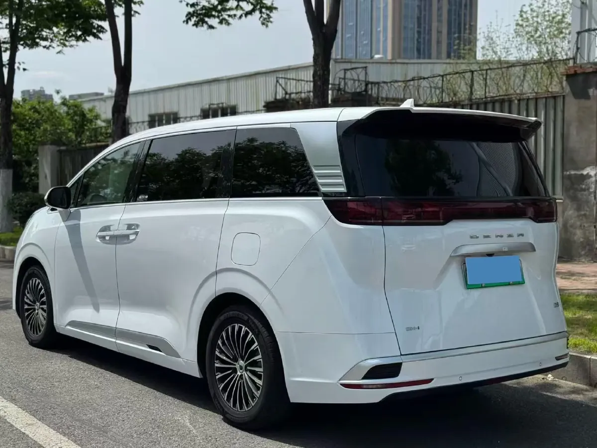 2022 HongQi HS7 3.0T 337HP V6 8AT,autocango,china used car exporter,china ev exporter,chinese used car exporter,chinese used ev exporter