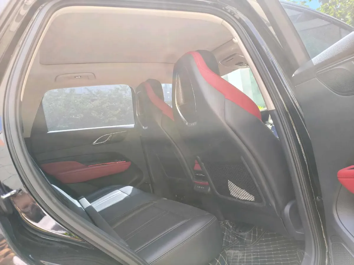 2023 HongQi HS3 1.5T 169HP L4 7DCT,autocango,china used car exporter,china ev exporter,chinese used car exporter,chinese used ev exporter