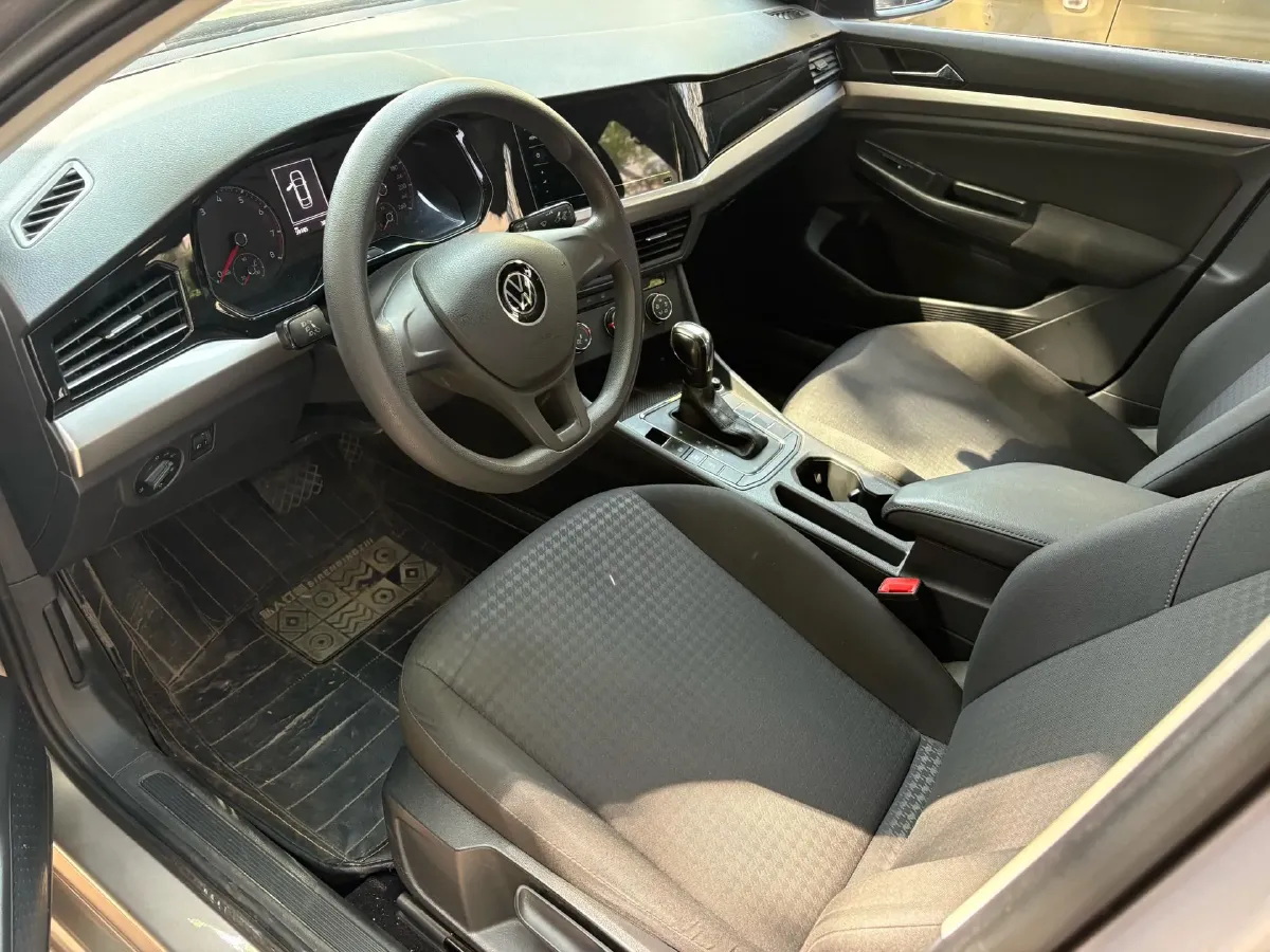 2020 Volkswagen Bora 1.5L 113HP L4 6AT,autocango,china used car exporter,china ev exporter,chinese used car exporter,chinese used ev exporter