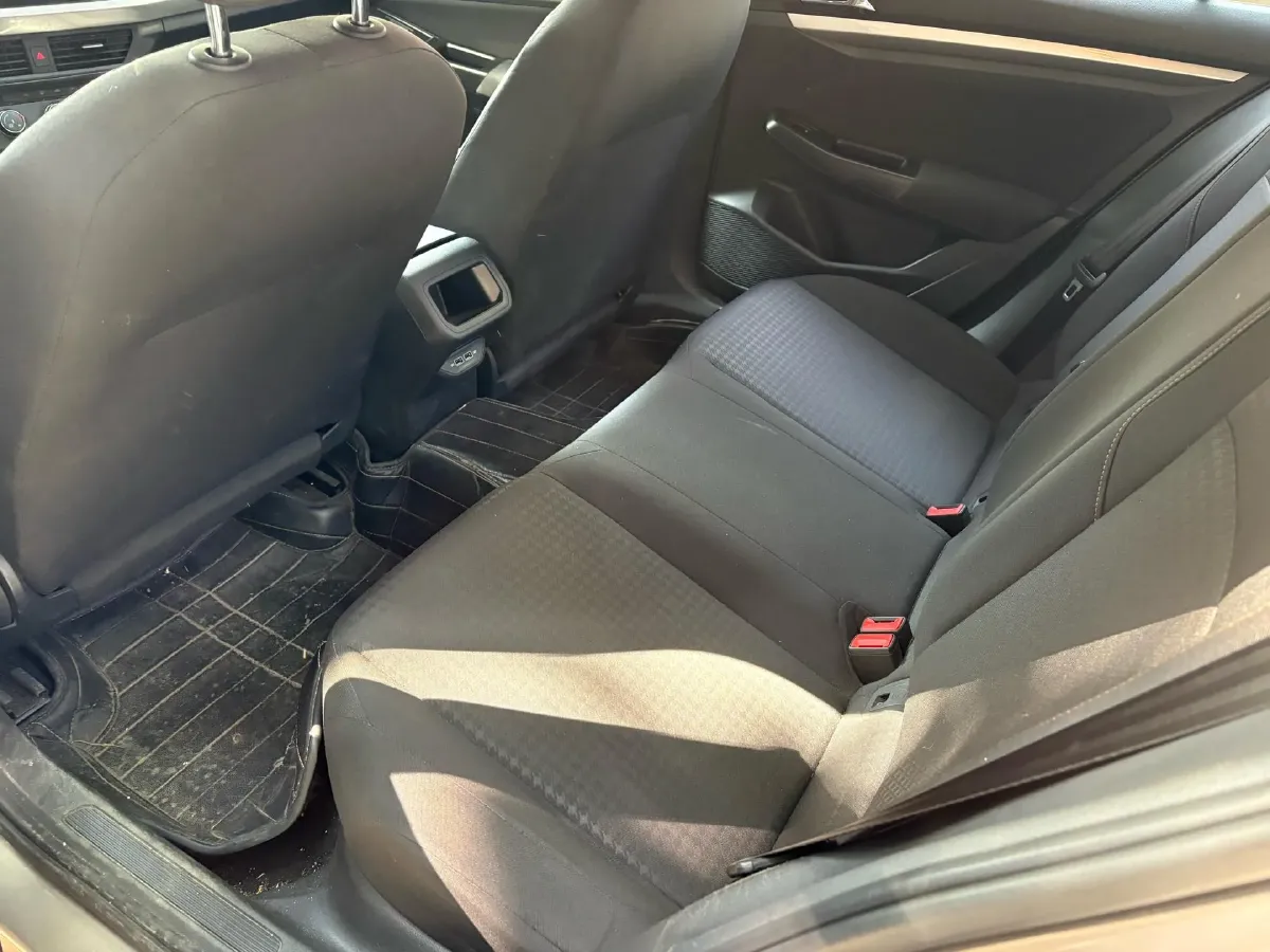 2020 Volkswagen Bora 1.5L 113HP L4 6AT,autocango,china used car exporter,china ev exporter,chinese used car exporter,chinese used ev exporter