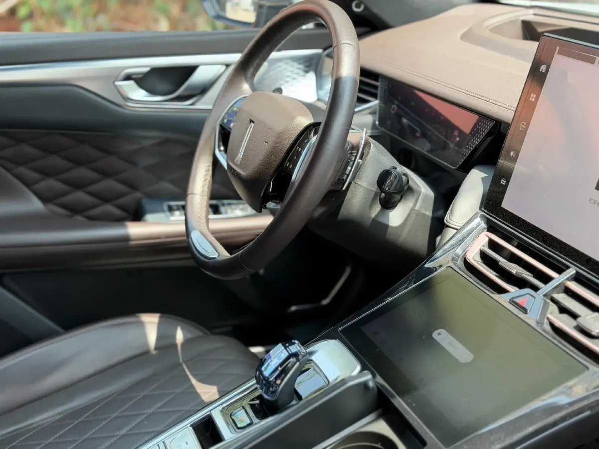 2021 MINI MINI 1.5T 102HP L3 7DCT,autocango,china used car exporter,china ev exporter,chinese used car exporter,chinese used ev exporter