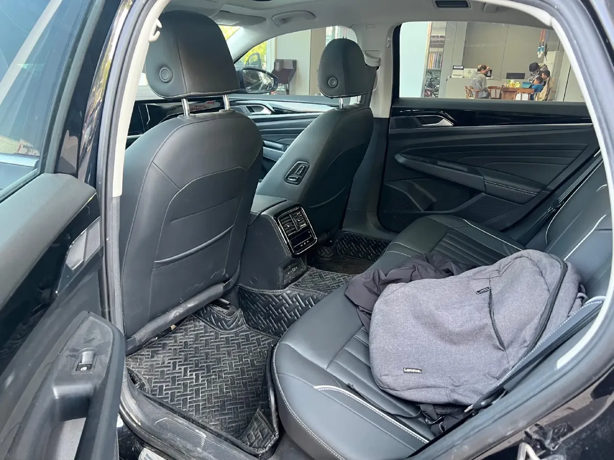 2022 Skoda Kodiak GT 2.0T 186HP L4 7DCT,autocango,china used car exporter,china ev exporter,chinese used car exporter,chinese used ev exporter