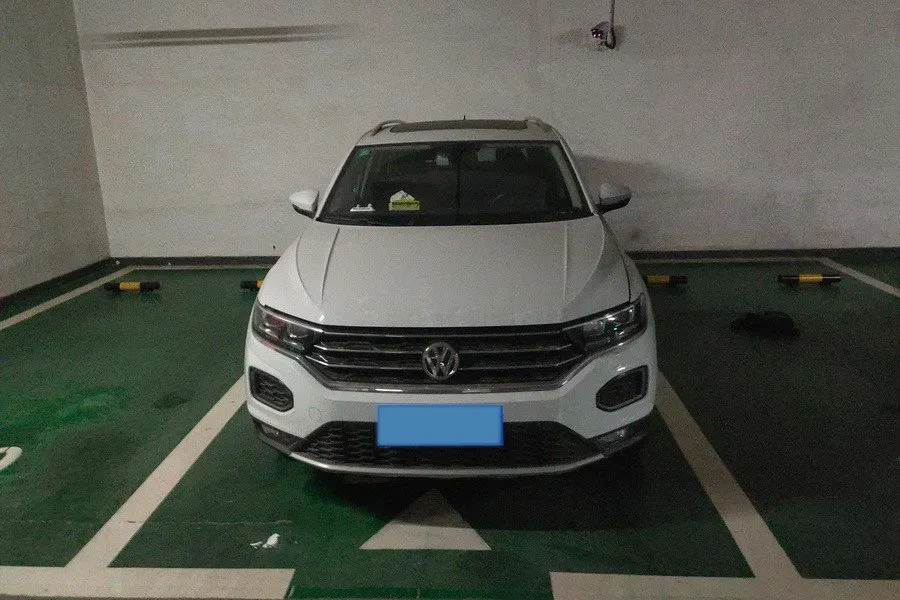 2020 Volkswagen T-Roc 1.4T 150HP L4 7DCT,autocango,china used car exporter,china ev exporter,chinese used car exporter,chinese used ev exporter
