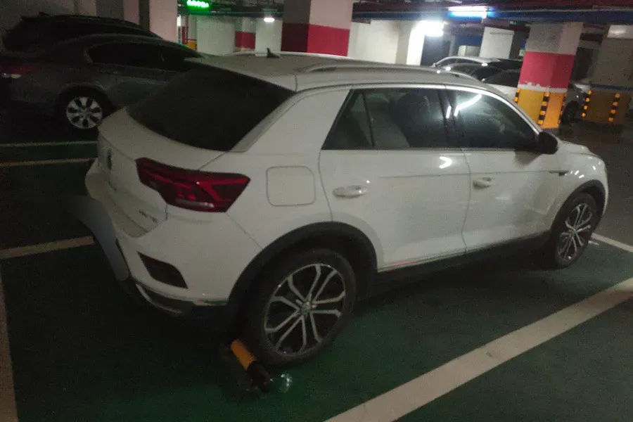 2020 Volkswagen T-Roc 1.4T 150HP L4 7DCT,autocango,china used car exporter,china ev exporter,chinese used car exporter,chinese used ev exporter