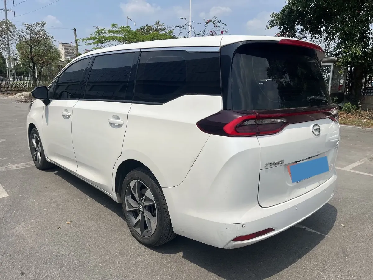 2021 GAC Trumpchi M6 1.5T 169HP L4 7DCT,autocango,china used car exporter,china ev exporter,chinese used car exporter,chinese used ev exporter