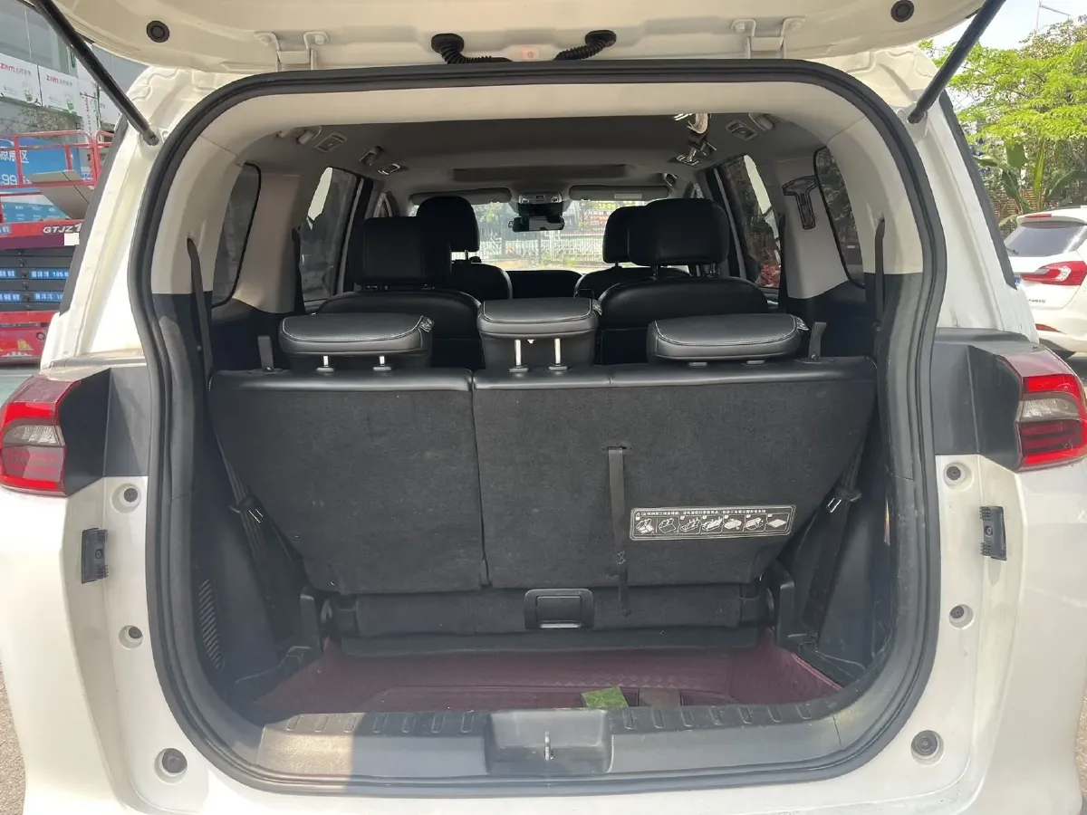 2021 GAC Trumpchi M6 1.5T 169HP L4 7DCT,autocango,china used car exporter,china ev exporter,chinese used car exporter,chinese used ev exporter