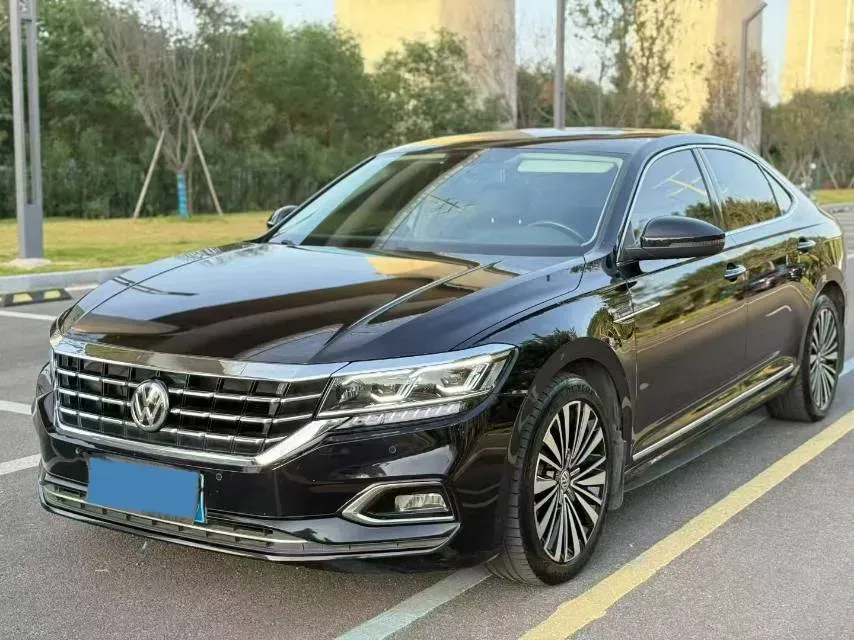 2019 Volvo V40 1.5T 152HP L4 6AT,autocango,china used car exporter,china ev exporter,chinese used car exporter,chinese used ev exporter