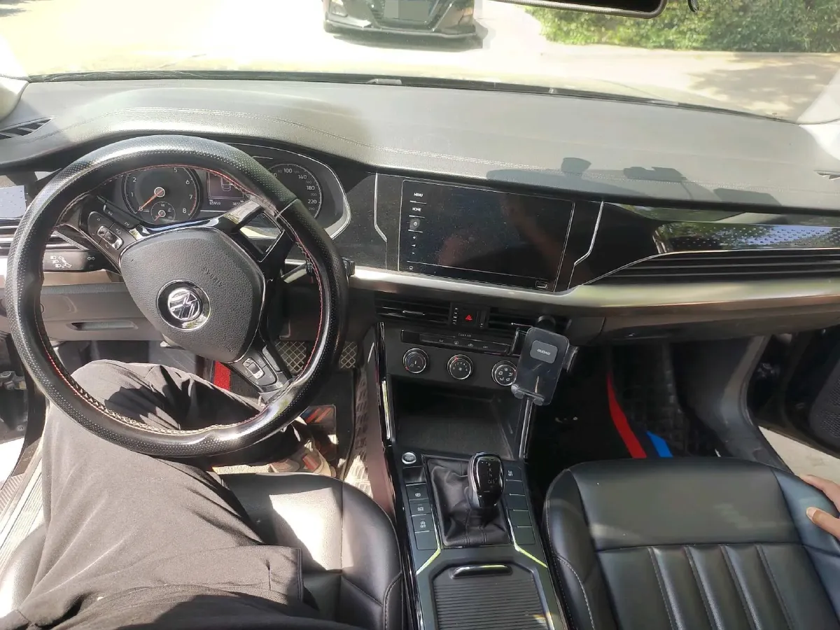 2020 Volkswagen Passat 1.4T 150HP L4 7DCT,autocango,china used car exporter,china ev exporter,chinese used car exporter,chinese used ev exporter