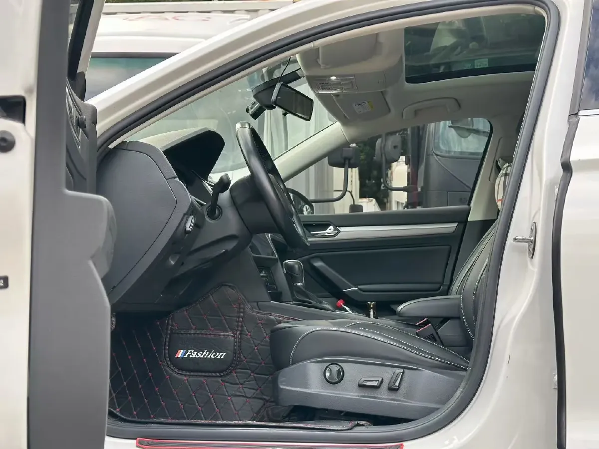 2021 Volkswagen Lamando 1.4T 150HP L4 7DCT,autocango,china used car exporter,china ev exporter,chinese used car exporter,chinese used ev exporter