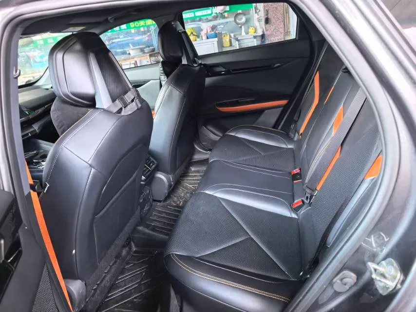 2022 ChangAn UNI-V 1.5T 188HP L4 7DCT,autocango,china used car exporter,china ev exporter,chinese used car exporter,chinese used ev exporter