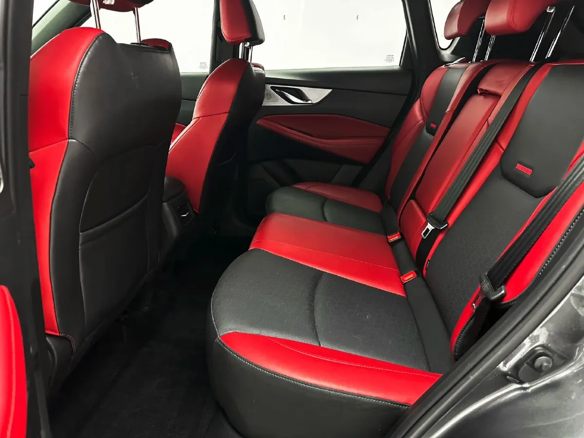 2021 ChangAn CS35 Plus 1.4T 160HP L4 7DCT,autocango,china used car exporter,china ev exporter,chinese used car exporter,chinese used ev exporter