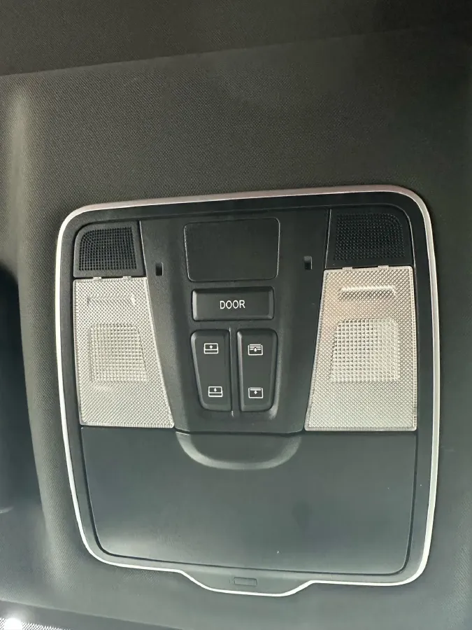 2021 ChangAn CS35 Plus 1.4T 160HP L4 7DCT,autocango,china used car exporter,china ev exporter,chinese used car exporter,chinese used ev exporter