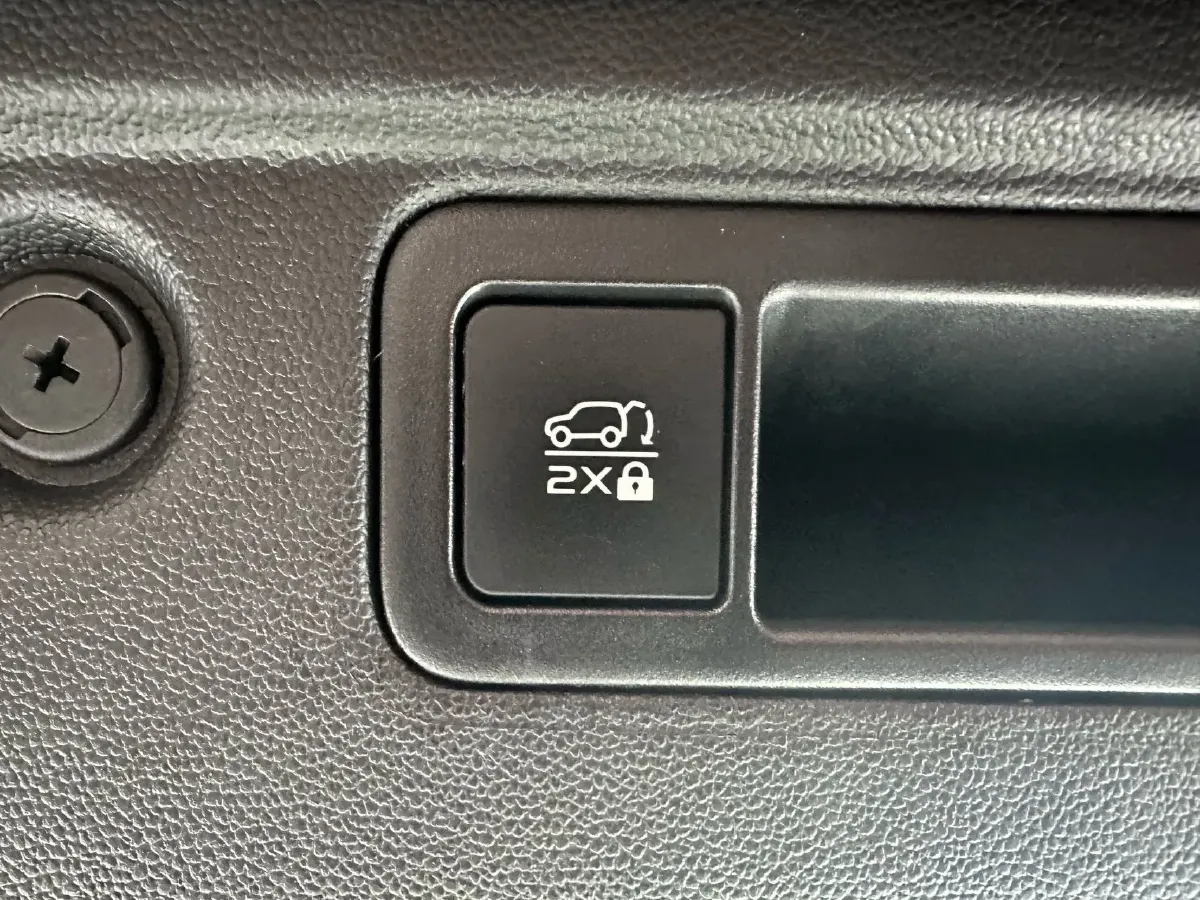 2021 ChangAn CS35 Plus 1.4T 160HP L4 7DCT,autocango,china used car exporter,china ev exporter,chinese used car exporter,chinese used ev exporter