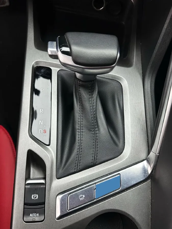 2021 ChangAn CS35 Plus 1.4T 160HP L4 7DCT,autocango,china used car exporter,china ev exporter,chinese used car exporter,chinese used ev exporter