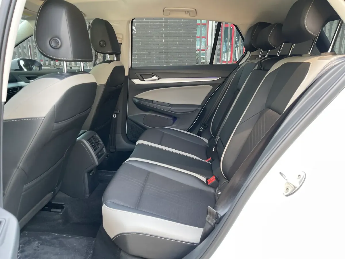 2021 Volkswagen Golf 1.4T 150HP L4 7DCT,autocango,china used car exporter,china ev exporter,chinese used car exporter,chinese used ev exporter