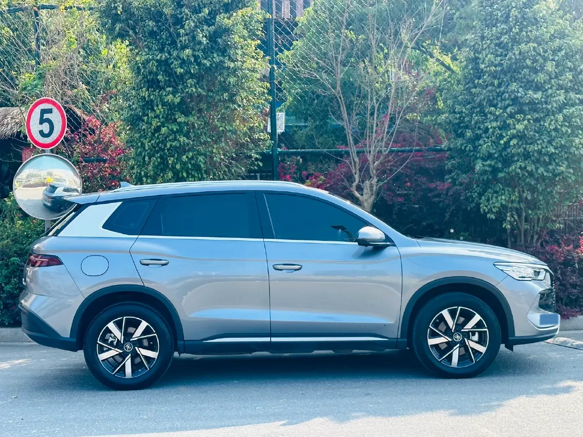 2024 BYD Song Pro 1.5L 110HP L4 E-CVT PHEV 12.9KWH,autocango,china used car exporter,china ev exporter,chinese used car exporter,chinese used ev exporter