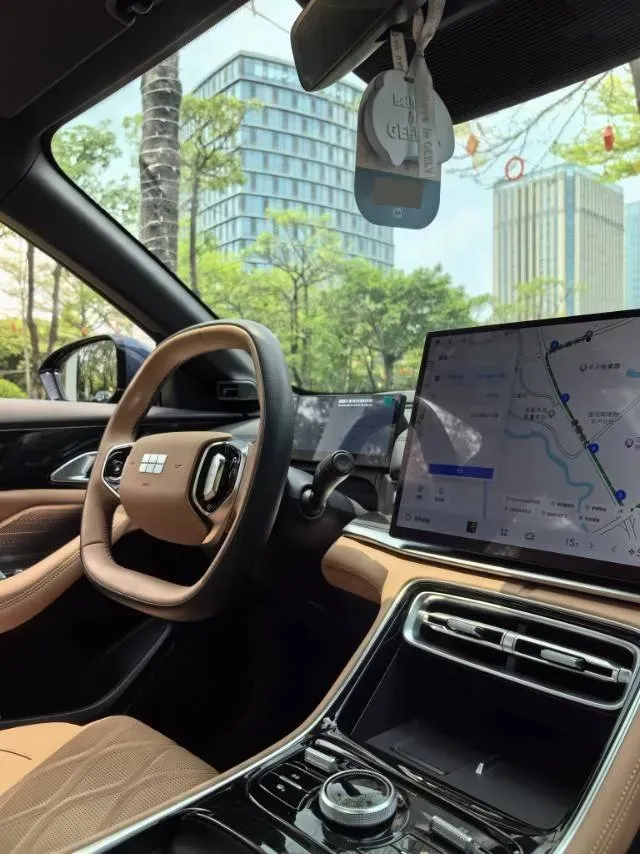 2025 Geely Galaxy A7 1.5L 112HP L4 1DHT PHEV,autocango,china used car exporter,china ev exporter,chinese used car exporter,chinese used ev exporter