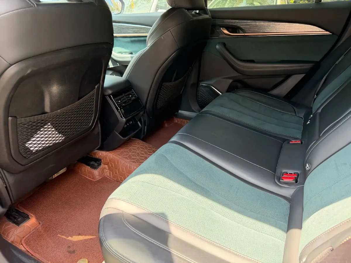 2021 Geely Monjaro 2.0T 238HP L4 8AT,autocango,china used car exporter,china ev exporter,chinese used car exporter,chinese used ev exporter