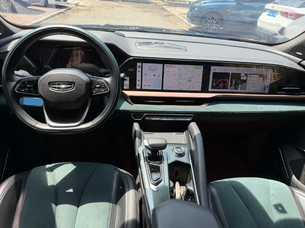 2021 Geely Monjaro 2.0T 238HP L4 8AT,autocango,china used car exporter,china ev exporter,chinese used car exporter,chinese used ev exporter