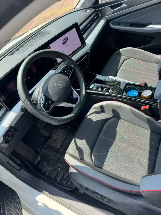 2024 Volkswagen Lamando 1.4T 150HP L4 7DCT,autocango,china used car exporter,china ev exporter,chinese used car exporter,chinese used ev exporter