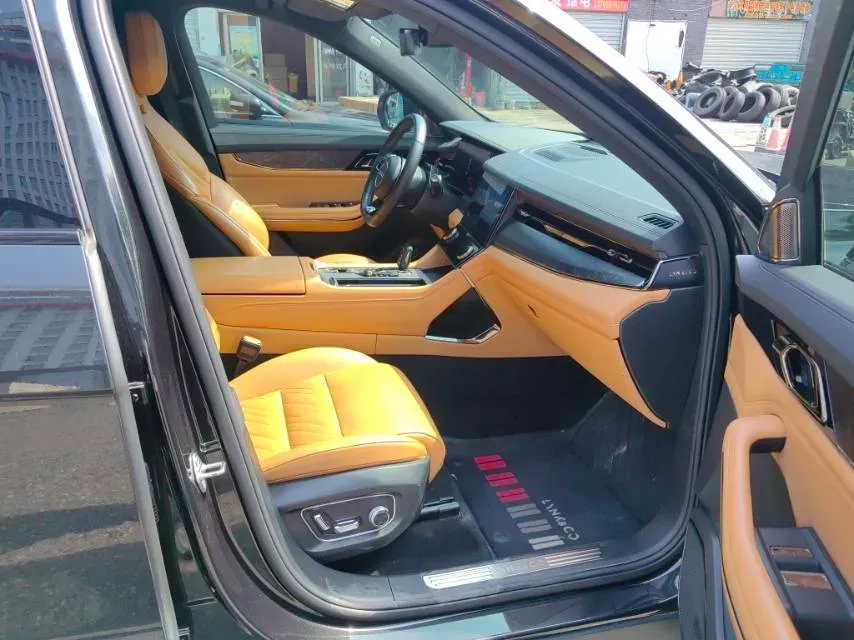 2021 Buick GL8 2.0T 237HP L4 9AT,autocango,china used car exporter,china ev exporter,chinese used car exporter,chinese used ev exporter