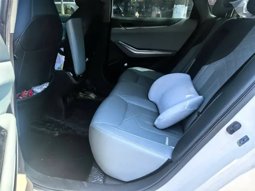 2023 ChangAn Raeton Plus 1.5T 188HP L4 7DCT,autocango,china used car exporter,china ev exporter,chinese used car exporter,chinese used ev exporter